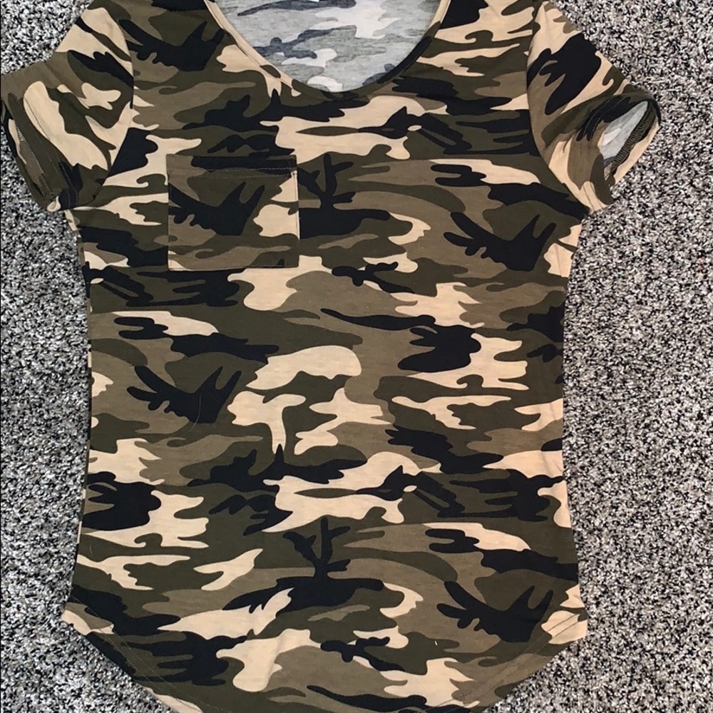 Camo t-shirt